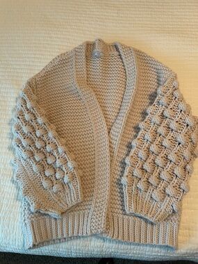 Fate Cream Bubble Sleeve Chunky Cardigan